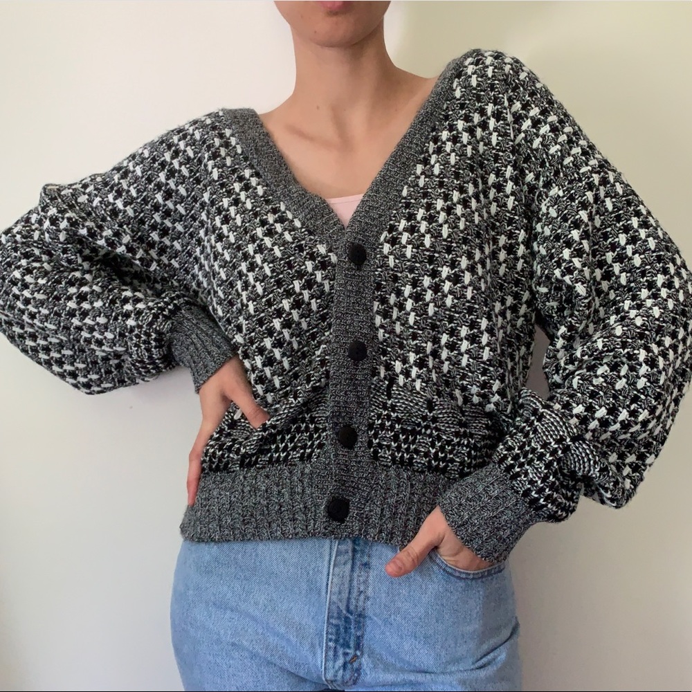 VINTAGE | 80s 90s Jordache Black White Chunky Knit Sweater Cardigan Size Medium